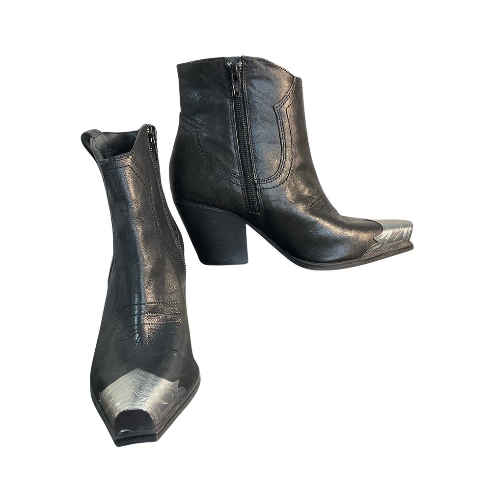 Gianni Bini | Black Leather  | Western Booties | 5.5m
